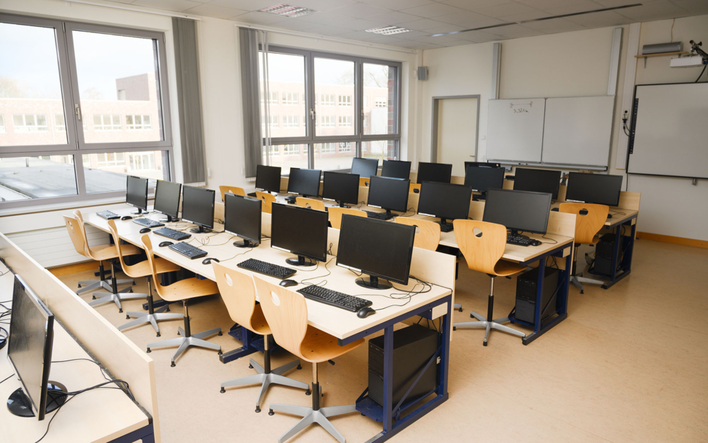 Empty School Computer Lab